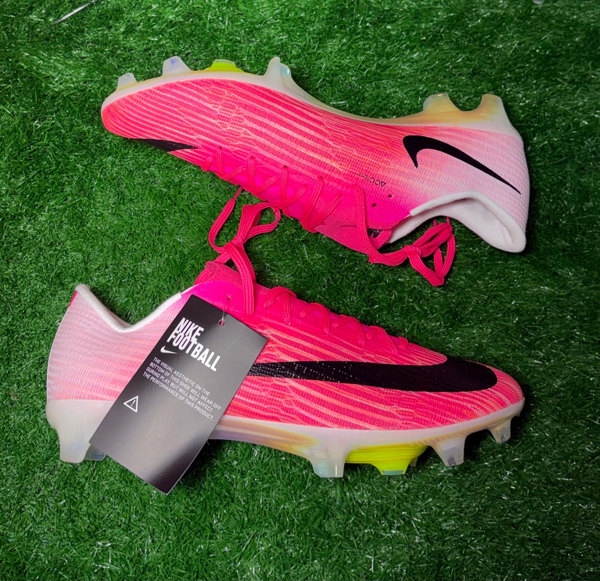 Soccer Cleats - Nike Mercurial Superfly - Pink - New with Box